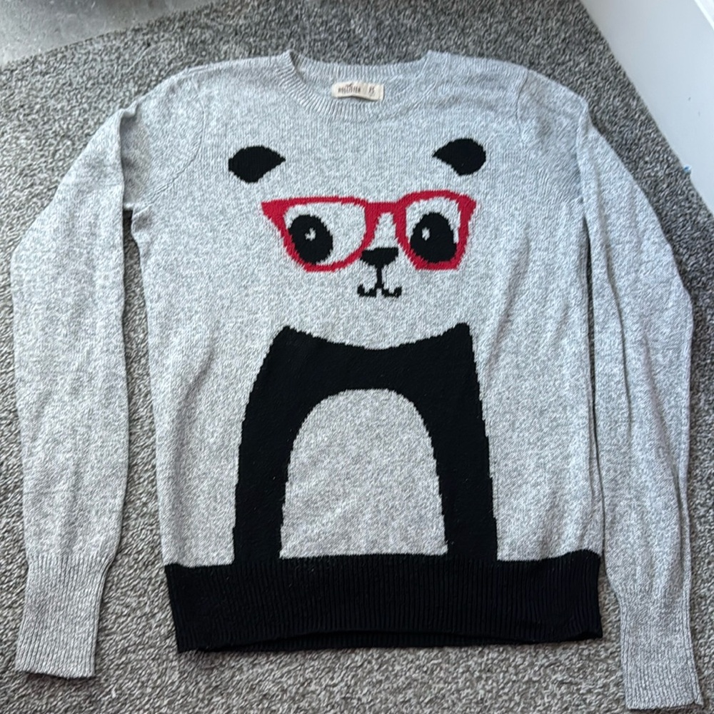 Gray panda crewneck sweater Hollister XS